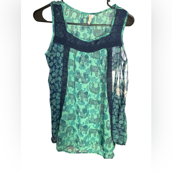 Women’s Red camel sheer elephant print top - Picture 1 of 4